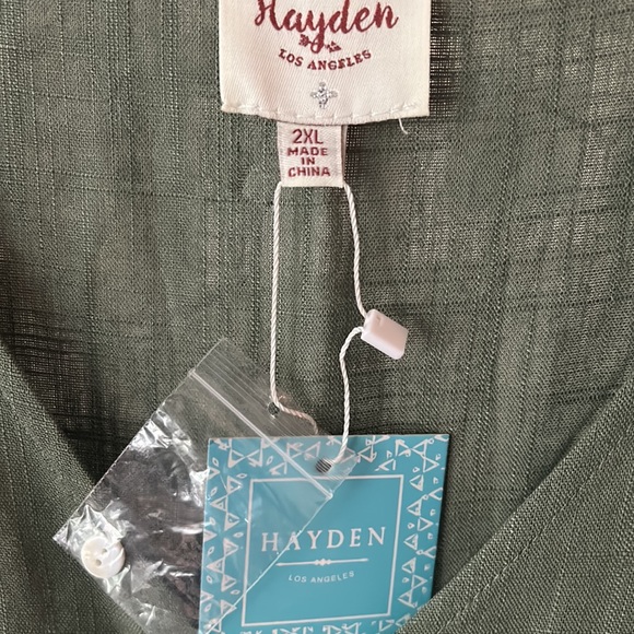 Linen button jumpsuit - Picture 4 of 7